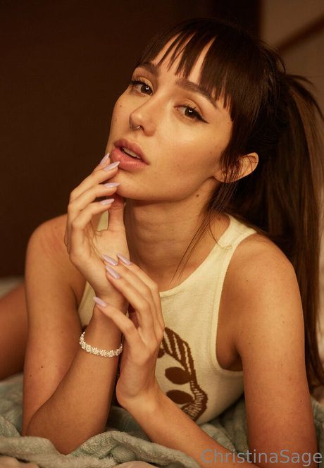 christinasage nice actress galleries