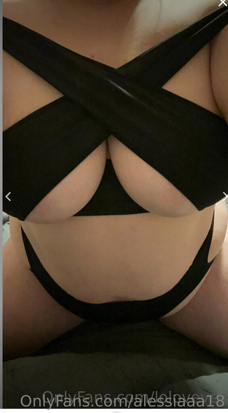 alessiaaa18 model nudes photo