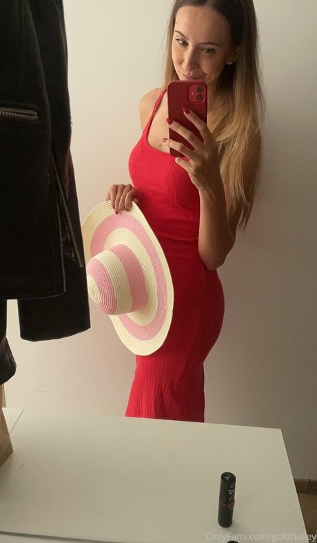 goldhailey nudes model picture