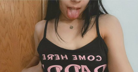 bratttyelle pornstar erotic photo