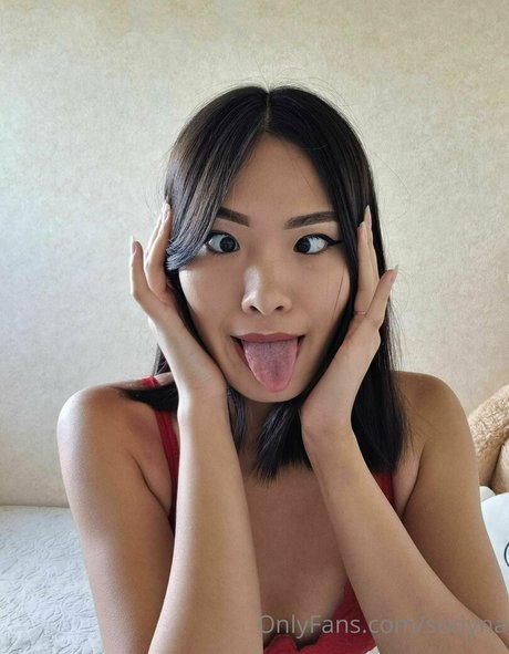 sodyna nudes star photo