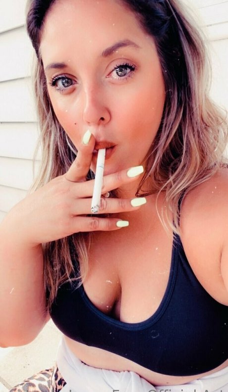 ghettolaylacinderella nude model photos