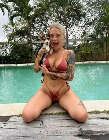 olimooooo xxx model image