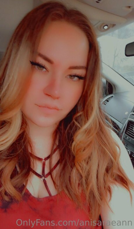 anisaraeann star pretty photo