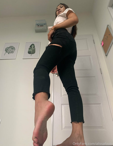 alissafootsd pornstar erotic pics