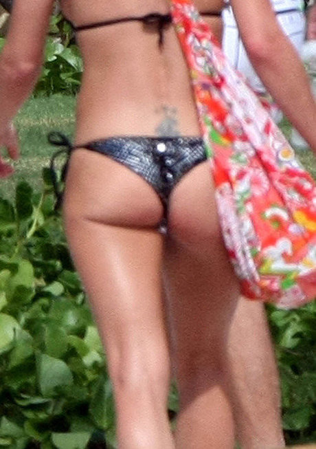 Jaime Pressly star perfect photos