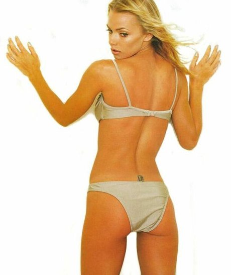 Jaime Pressly model sexy gallery