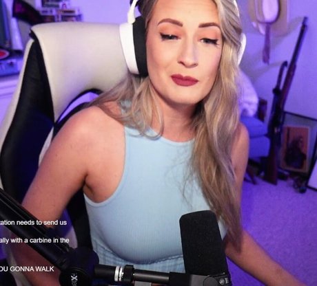 BasicWitGirl erotic model galleries