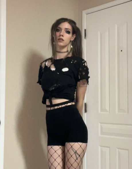 Skatie420 hot star photos