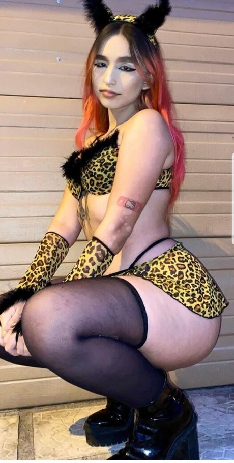 Nathbnny exclusive model images