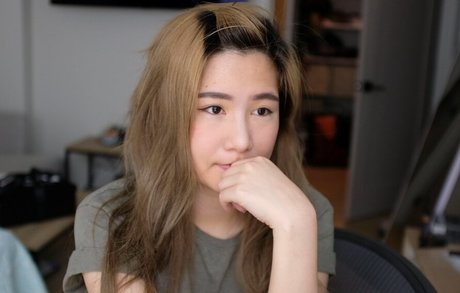 beccatilts art actress pic