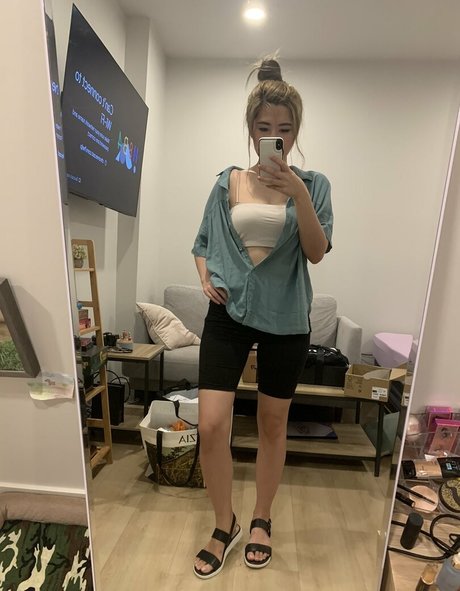 beccatilts naked actress pics