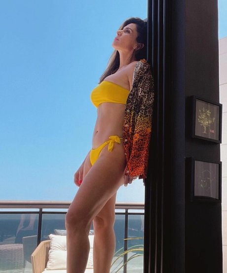 Giovanna Antonelli model nudes pics