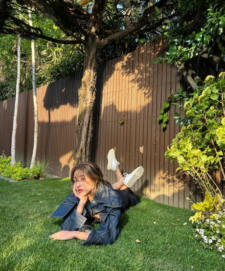 Jihyo model erotic photo