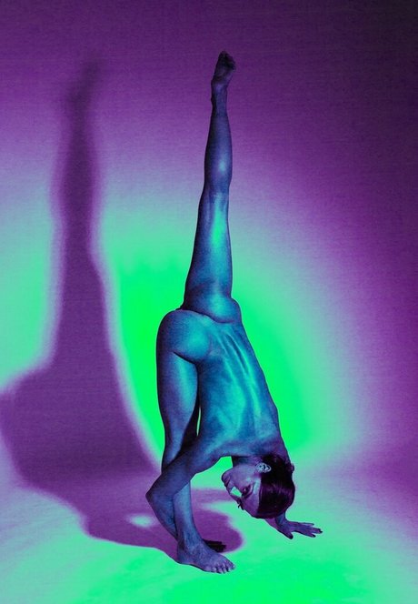 Emily England free star pictures