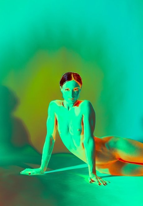 Emily England xxx model gallery