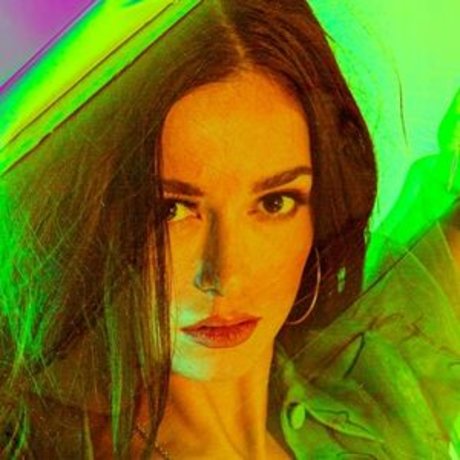 Emily England star sexy pic