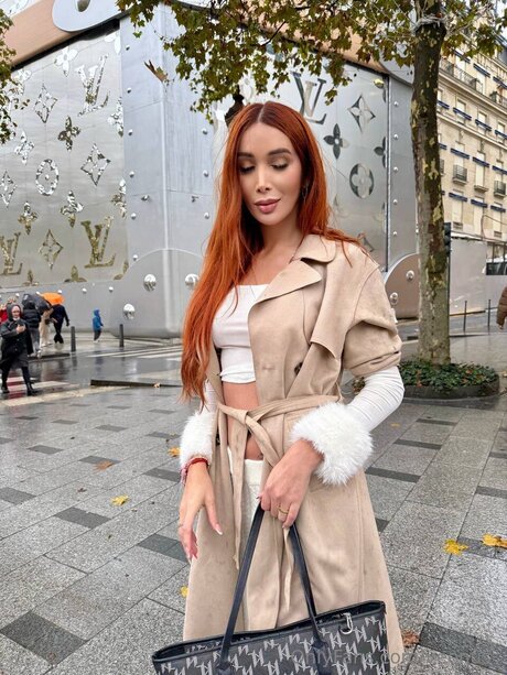 Veenus_ art model pic