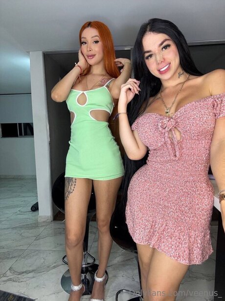 Veenus_ pornographic star archive