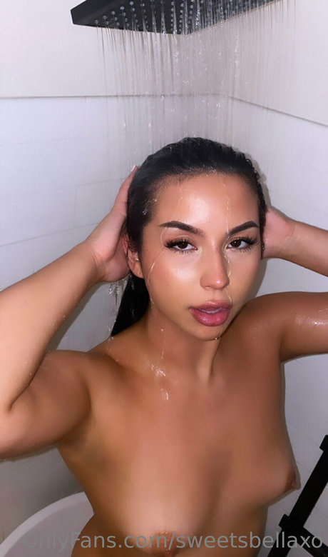 sweetsbellaxo nude model archive