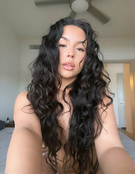 sweetsbellaxo sexy pornstar picture