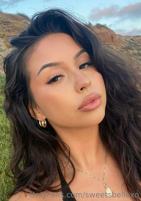 sweetsbellaxo free model photos