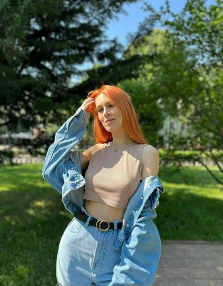 rebekka red fox star pornographic photos