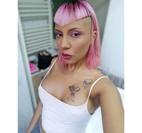 Nasu Grinder star adult image