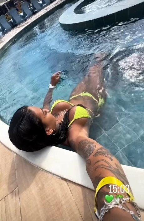 Aryadne Abranches erotic actress images