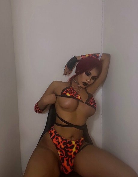 luckiesuniverse pornographic model gallery