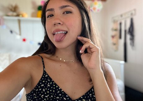 sincerelyxjade free star sex photos