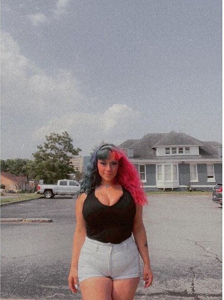 Harlee Queeni pornstar erotic pictures