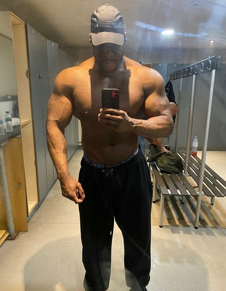 pleasure12368 Profile pic