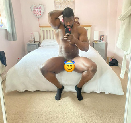 pleasure12368 pornstar photo