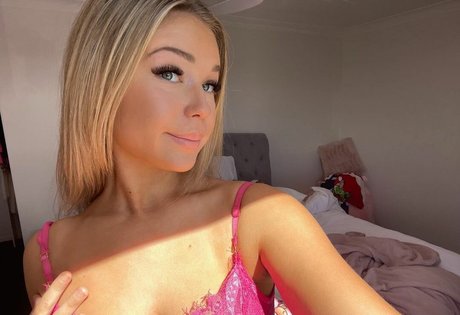 Catherine Bell pretty actress pictures