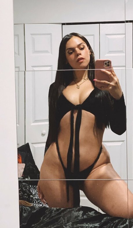 linalust13 top model picture