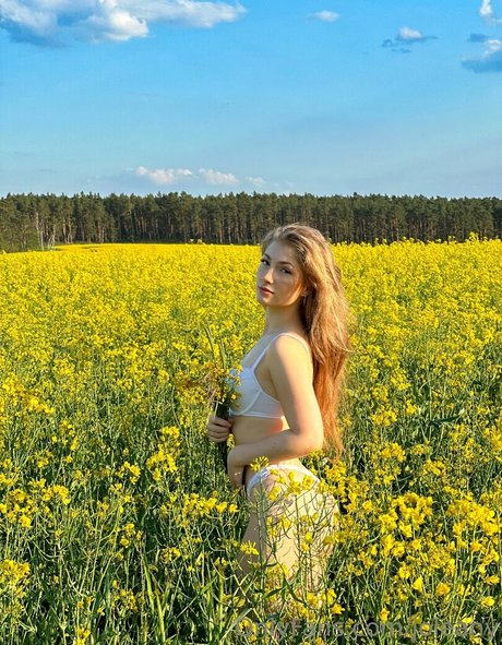 joleany top model pics