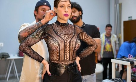 Pitty sexy actress pics