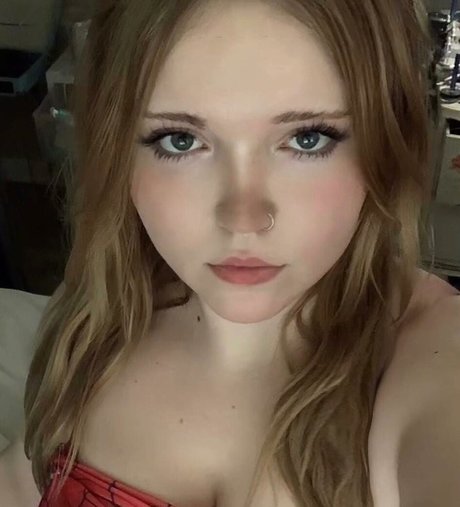 yourstrulysav pretty actress gallery