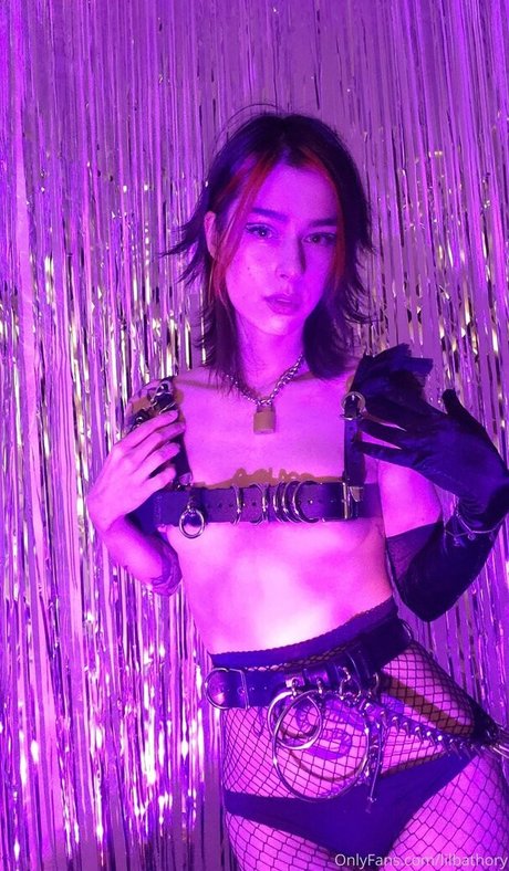 lilbathory model free galleries