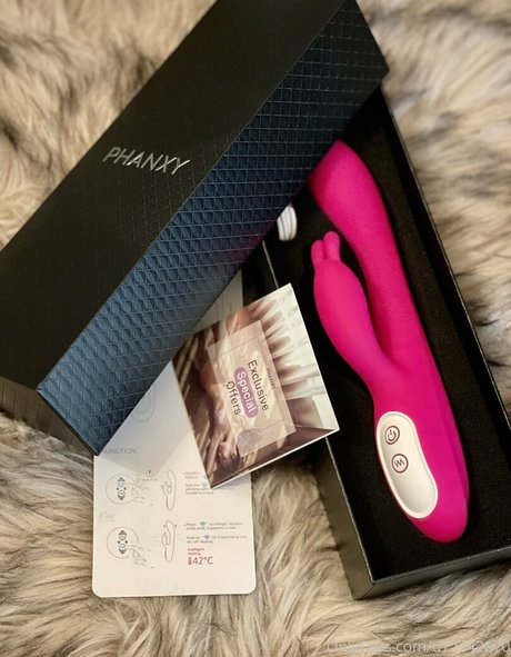 Kiki Marie pornstar hd gallery