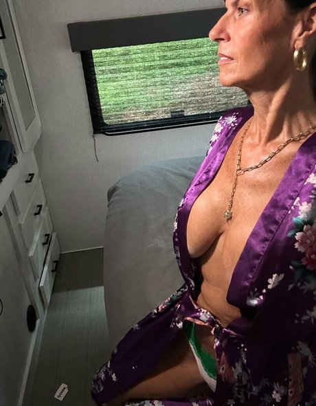 maryburke free model images