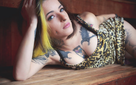 khachery star nude photos