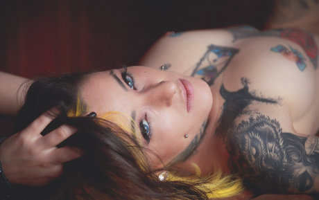 khachery star sexy images