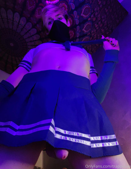 trappybae exclusive star pics