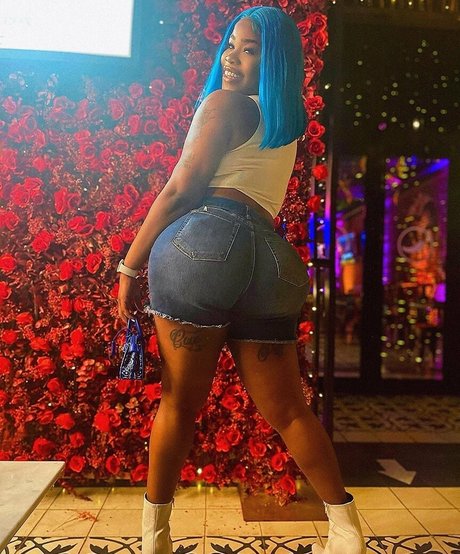 phattgirlcoco pornstar nice pics