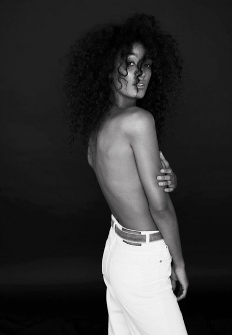 Eden Saban pretty model pics