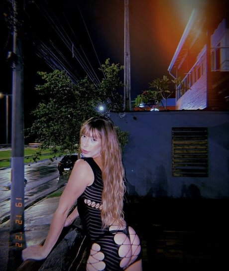 Lavinia Britto erotic pornstar pics