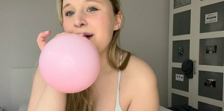 miasofiefree naked star pictures