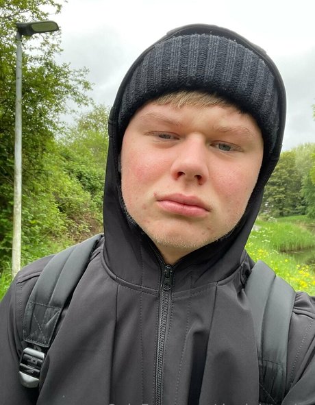 daniel taylor star nude pic